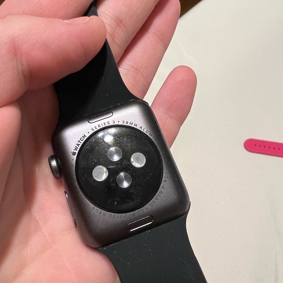 Apple Watch series 3 - Picture 3 of 3